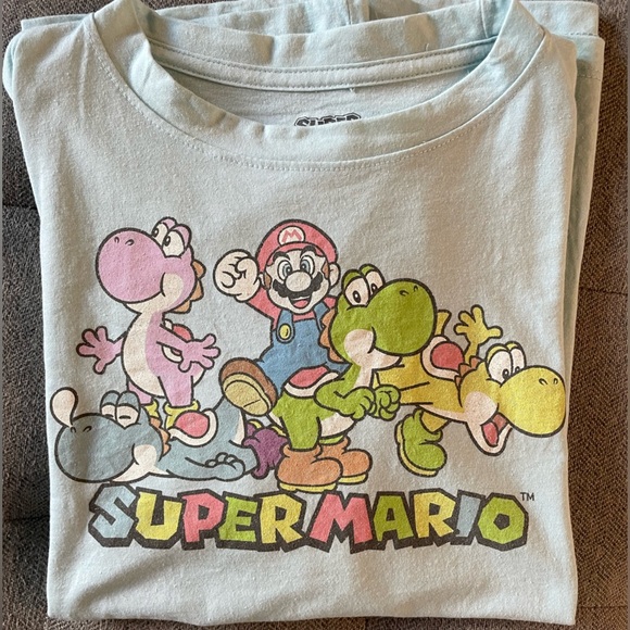 Universal Super Mario Nintendo Short Sleeve Tee T-Shirt in Light Blue - Picture 6 of 7